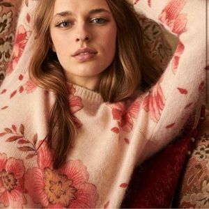 ISO Leonard in a size L or XL